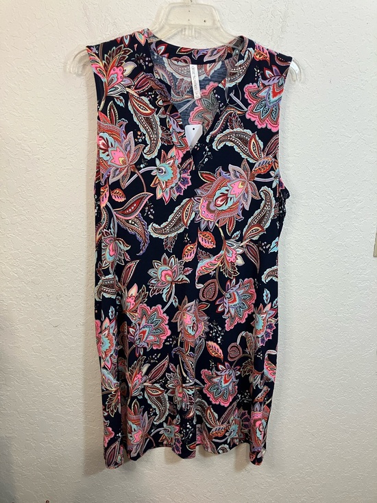 Dear Scarlett Dresses & Skirts - Dear Scarlett Sleeveless Paisley Midi Dress in Navy and Pink